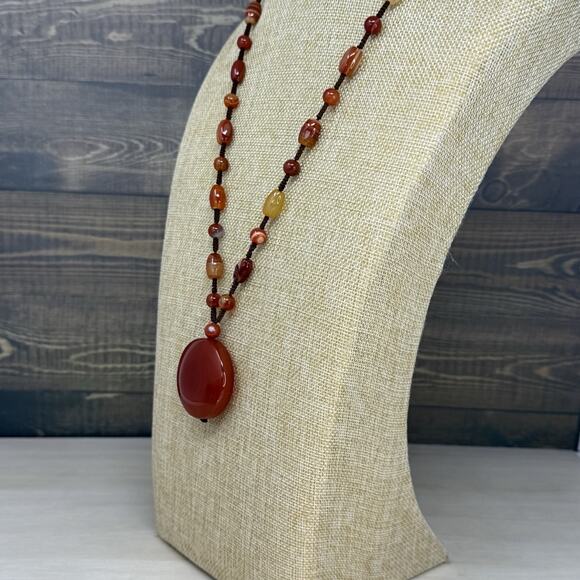 Carnelian Agate Beaded Pendant Hand Strung Necklace - Picture 5 of 11